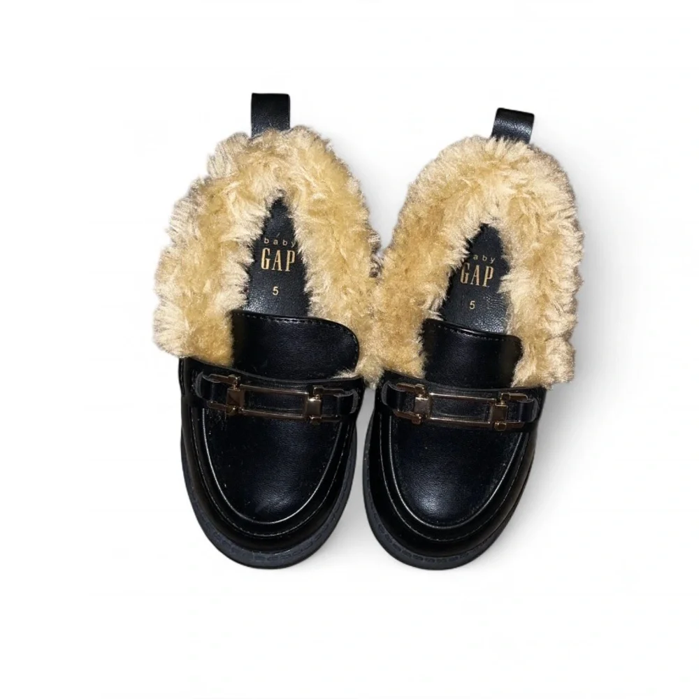 GAP Black Faux-Fur Lined Baby Walker Loafers with Gold Accent